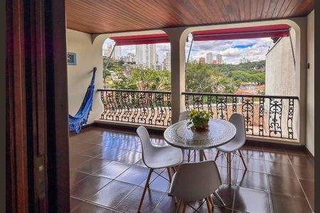 Casa à venda com 420m², 4 quartos e 2 vagas