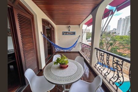 Casa à venda com 420m², 4 quartos e 2 vagas