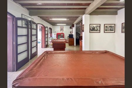 Casa à venda com 420m², 4 quartos e 2 vagas