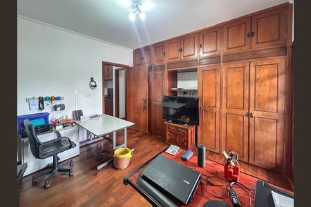 Casa à venda com 420m², 4 quartos e 2 vagas