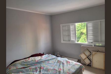 Casa à venda com 3 quartos, 180m² em Vila Pauliceia, São Paulo