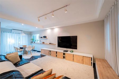 Casa à venda com 2 quartos, 140m² em Chácara Santo Antônio (Zona Sul), São Paulo