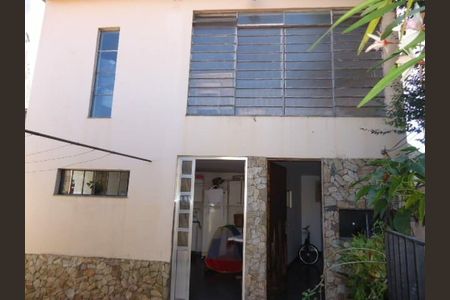Casa à venda com 200m², 4 quartos e 3 vagas