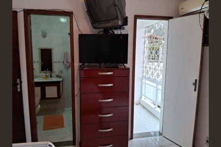 Casa à venda com 3 quartos, 145m² em Piratininga, Niterói