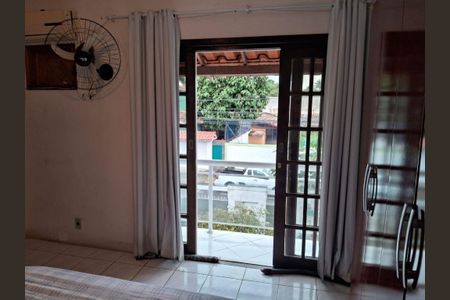 Casa à venda com 3 quartos, 145m² em Piratininga, Niterói