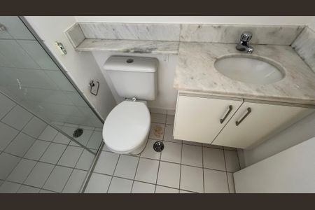 Apartamento para alugar com 76m², 3 quartos e 2 vagasBanheiro da Suíte