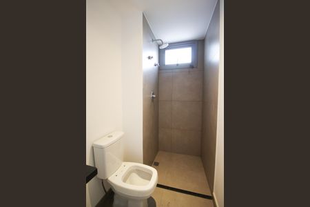 Banheiro de kitnet/studio à venda com 1 quarto, 21m² em Indianópolis, São Paulo
