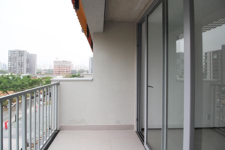 Varanda de kitnet/studio à venda com 1 quarto, 24m² em Indianópolis, São Paulo