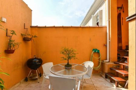 Casa à venda com 150m², 3 quartos e 2 vagas