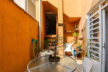 Casa à venda com 150m², 3 quartos e 2 vagas