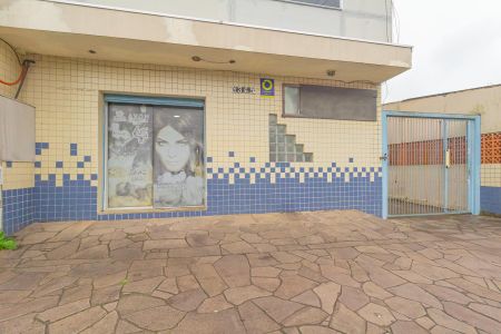 Casa à venda com 80m², 2 quartos e 1 vaga Casa à venda com 80m², 2 quartos e 1 vagaFachada