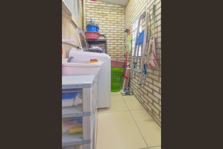 Casa à venda com 80m², 2 quartos e 1 vaga Casa à venda com 80m², 2 quartos e 1 vagaÁrea de Serviço