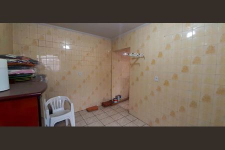 Casa à venda com 167m², 3 quartos e 2 vagas Casa à venda com 167m², 3 quartos e 2 vagasCasa 2 - Cozinha