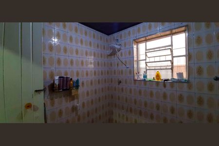 Casa à venda com 167m², 3 quartos e 2 vagas Casa à venda com 167m², 3 quartos e 2 vagasCasa 1 - Banheiro
