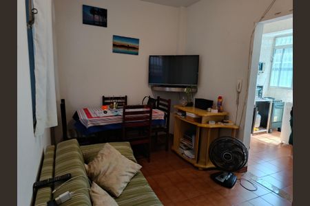 Sala de apartamento para alugar com 1 quarto, 40m² em Boqueirão, Praia Grande