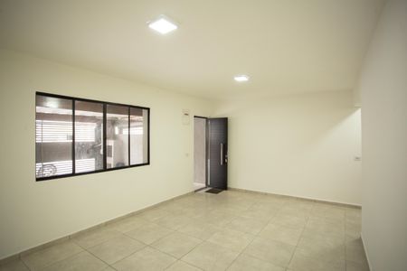 Sala de casa para alugar com 2 quartos, 100m² em São Domingos, São Paulo