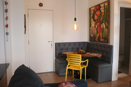 Apartamento à venda com 58m², 2 quartos e 1 vagaSala