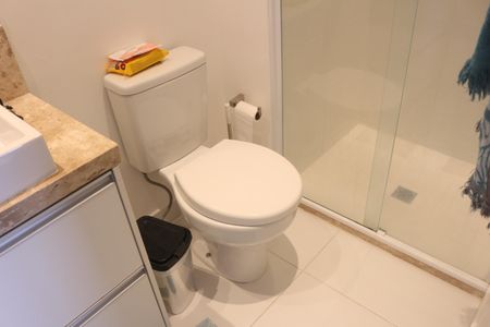 Apartamento à venda com 58m², 2 quartos e 1 vagaBanheiro da Suíte 1