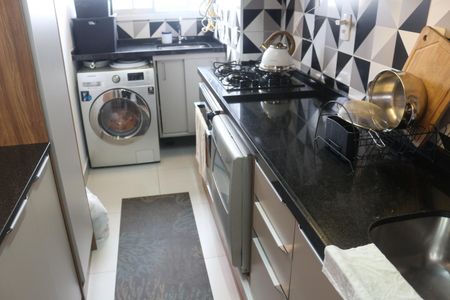 Apartamento à venda com 58m², 2 quartos e 1 vagaCozinha