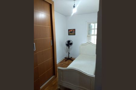 Casa à venda com 4 quartos, 150m² em Bosque da Saúde, São Paulo