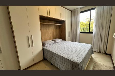 Apartamento à venda com 86m², 3 quartos e 2 vagas Apartamento à venda com 86m², 3 quartos e 2 vagasSuíte