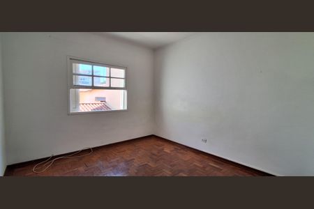 Casa à venda com 115m², 2 quartos e 2 vagas Casa à venda com 115m², 2 quartos e 2 vagasQuarto 1