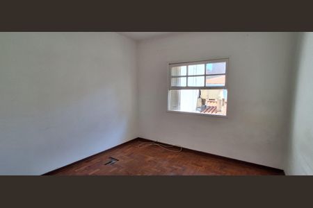 Casa à venda com 115m², 2 quartos e 2 vagas Casa à venda com 115m², 2 quartos e 2 vagasQuarto 1