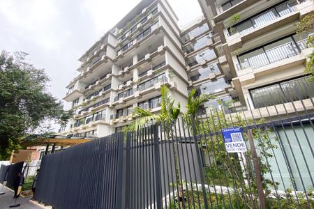 Apartamento à venda com 156m², 2 quartos e 2 vagas Apartamento à venda com 156m², 2 quartos e 2 vagasFachada