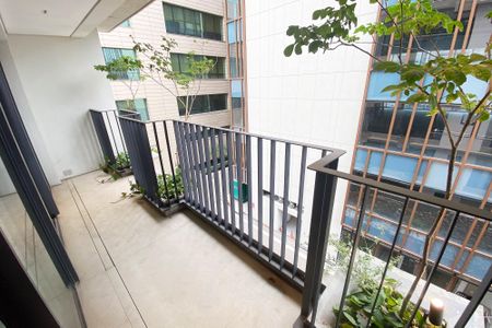Apartamento à venda com 156m², 2 quartos e 2 vagas Apartamento à venda com 156m², 2 quartos e 2 vagasVaranda da Suíte 1