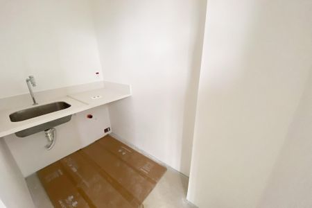 Apartamento à venda com 156m², 2 quartos e 2 vagas Apartamento à venda com 156m², 2 quartos e 2 vagasÁrea de Serviço