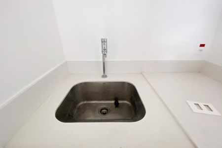 Apartamento à venda com 156m², 2 quartos e 2 vagas Apartamento à venda com 156m², 2 quartos e 2 vagasÁrea de Serviço