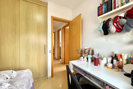 Apartamento à venda com 106m², 3 quartos e 3 vagas Apartamento à venda com 106m², 3 quartos e 3 vagasQuarto 1