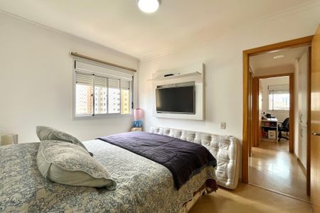 Apartamento à venda com 106m², 3 quartos e 3 vagas Apartamento à venda com 106m², 3 quartos e 3 vagasSuite