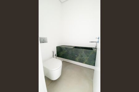 Apartamento à venda com 261m², 3 quartos e 2 vagas Apartamento à venda com 261m², 3 quartos e 2 vagasLavabo