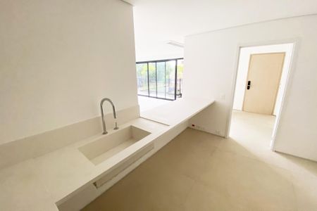 Apartamento à venda com 261m², 3 quartos e 2 vagas Apartamento à venda com 261m², 3 quartos e 2 vagasCozinha