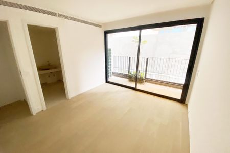 Apartamento à venda com 261m², 3 quartos e 2 vagas Apartamento à venda com 261m², 3 quartos e 2 vagasSuíte 1