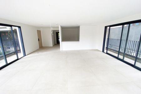 Apartamento à venda com 261m², 3 quartos e 2 vagas Apartamento à venda com 261m², 3 quartos e 2 vagasSala