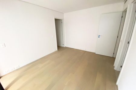 Apartamento à venda com 261m², 3 quartos e 2 vagas Apartamento à venda com 261m², 3 quartos e 2 vagasSuíte 1