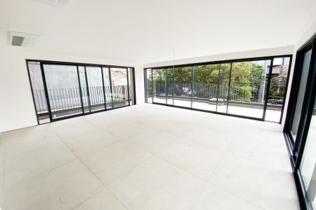 Apartamento à venda com 261m², 3 quartos e 2 vagas Apartamento à venda com 261m², 3 quartos e 2 vagasSala