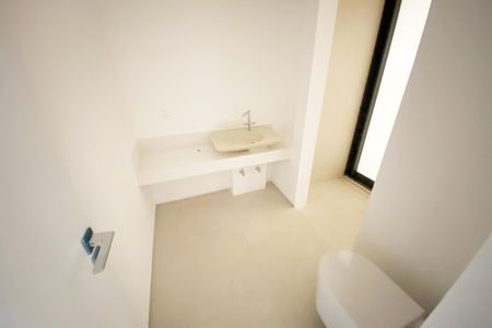 Apartamento à venda com 261m², 3 quartos e 2 vagas Apartamento à venda com 261m², 3 quartos e 2 vagasBanheiro da Suíte 1
