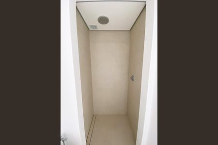 Apartamento à venda com 106m², 2 quartos e 2 vagas Apartamento à venda com 106m², 2 quartos e 2 vagasBanheiro da Suíte 2