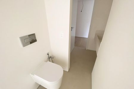 Apartamento à venda com 163m², 2 quartos e 2 vagasBanheiro da Suíte 2