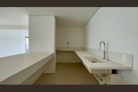 Apartamento à venda com 316m², 4 quartos e 2 vagasCozinha