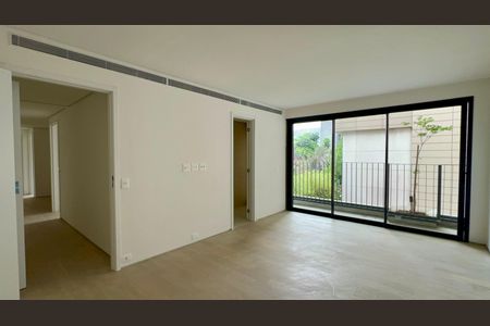 Apartamento à venda com 316m², 4 quartos e 2 vagasSuíte 1