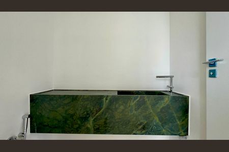 Apartamento à venda com 316m², 4 quartos e 2 vagasLavabo