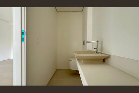 Apartamento à venda com 316m², 4 quartos e 2 vagasBanheiro da Suíte 1