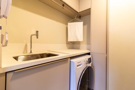 Apartamento à venda com 82m², 1 quarto e 1 vagaÁrea de Serviço