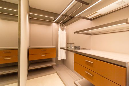 Apartamento à venda com 82m², 1 quarto e 1 vagaCloset da suíte