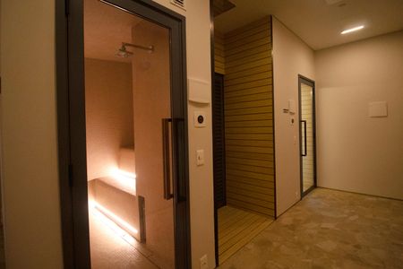 Apartamento à venda com 156m², 1 quarto e 2 vagas Apartamento à venda com 156m², 1 quarto e 2 vagasÁrea comum