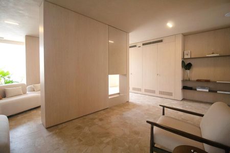 Apartamento à venda com 156m², 1 quarto e 2 vagas Apartamento à venda com 156m², 1 quarto e 2 vagasÁrea comum